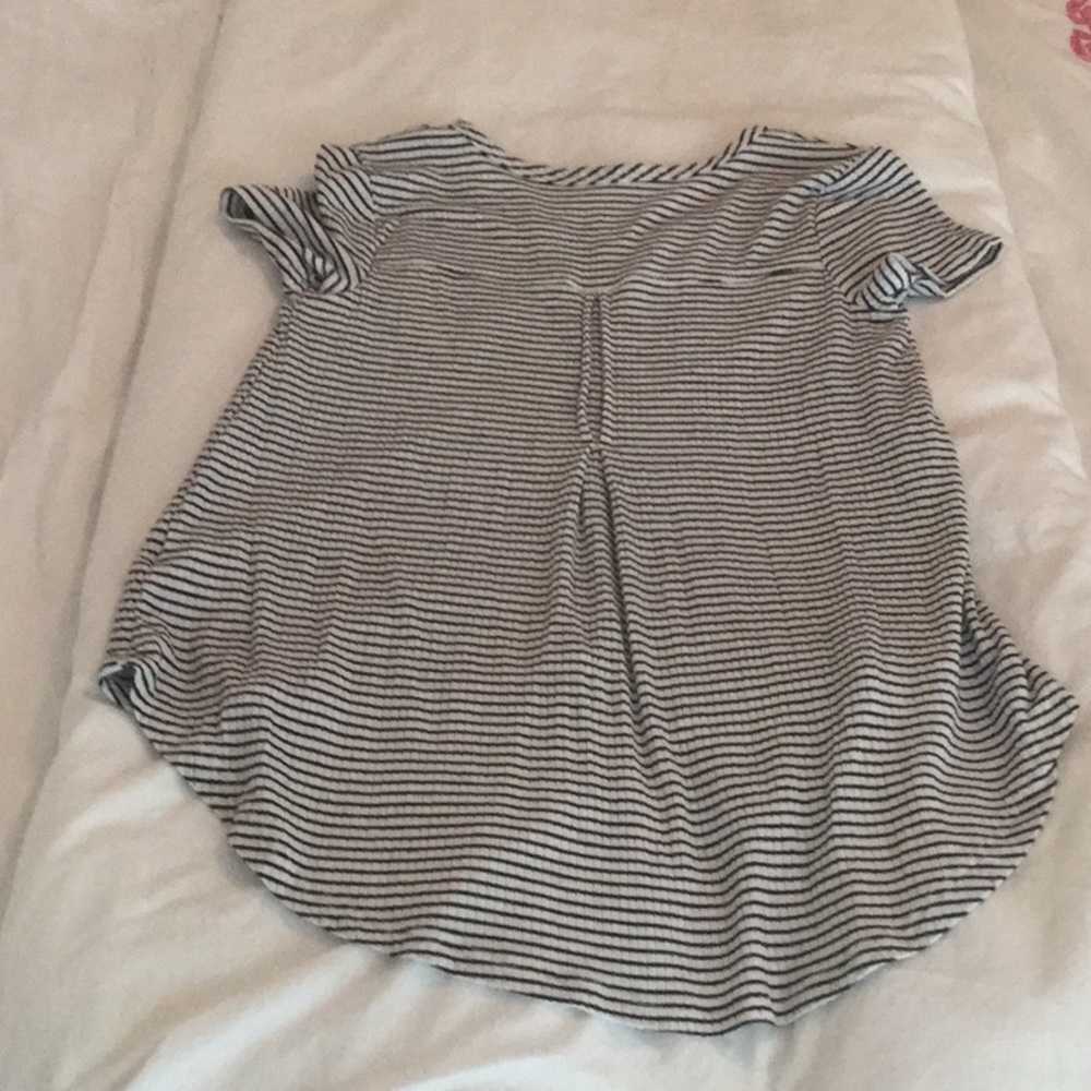 Black and white stripe tee. - Picture 3 of 4